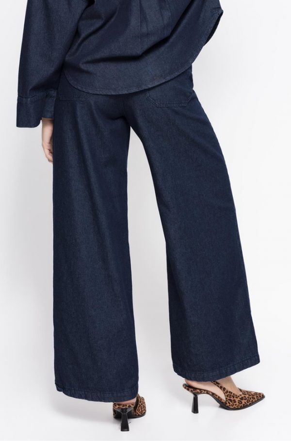 Pantalón Vaquero Celia mujer azul oscuro con bolsillos traseros