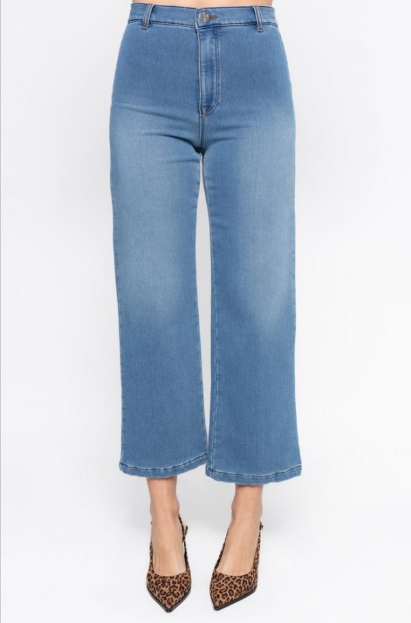 Pantalón vaquero Úrsula recto tiro alto azul claro — vista frontal