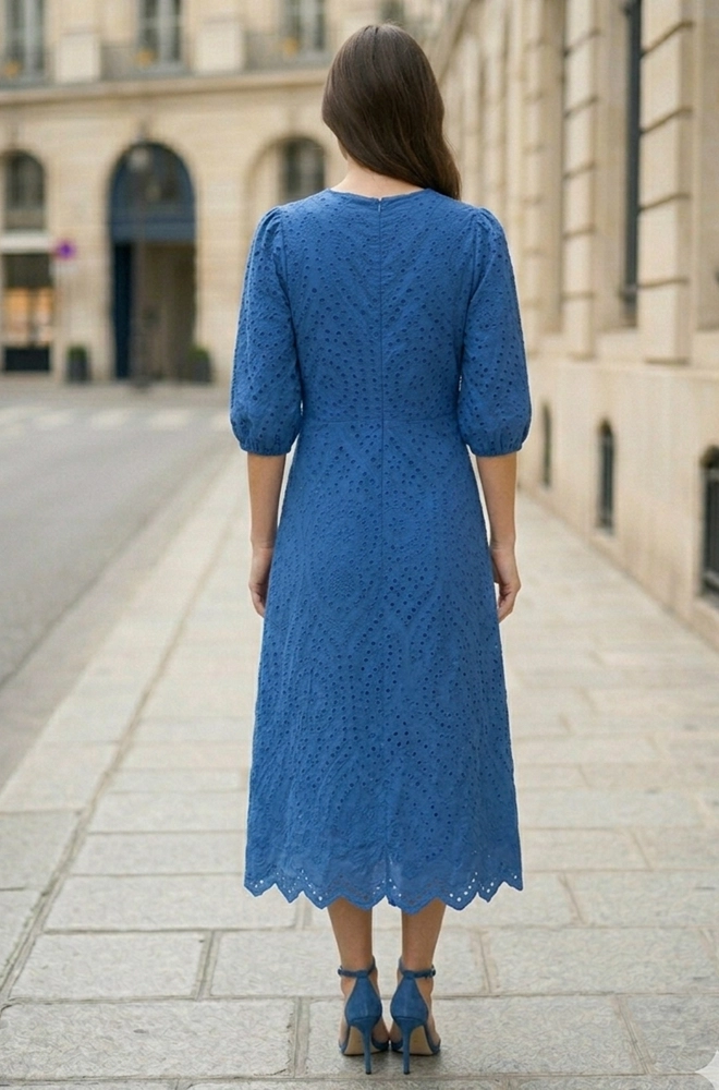 Vestido 3/4 azul bordado inglés vista trasera cremallera cintura